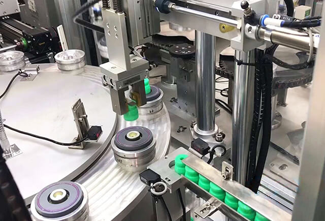 汽車?yán)冉M裝線