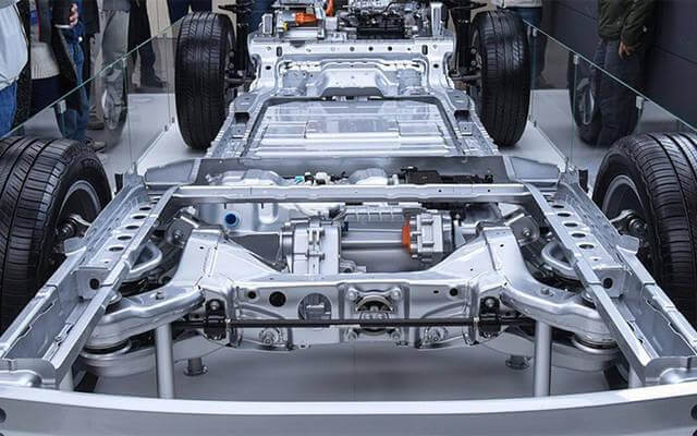 汽車(chē)制造自動(dòng)化生產(chǎn)線(xiàn)