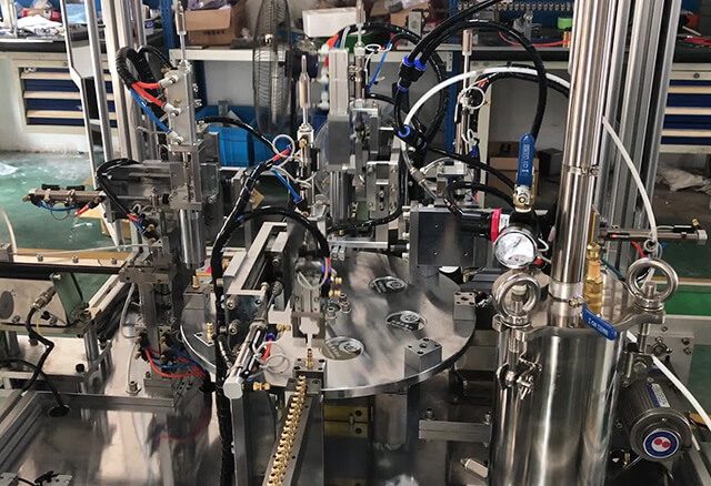 汽車配件組裝機(jī)