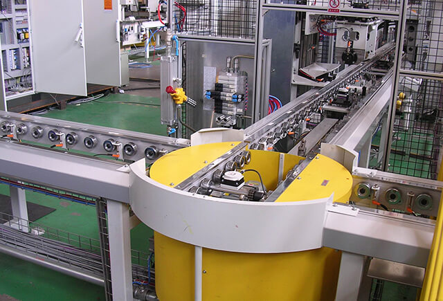 汽車(chē)門(mén)把手自動(dòng)裝配線(xiàn)