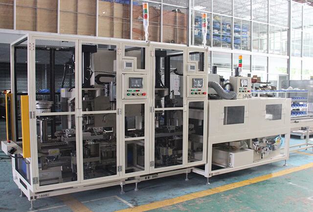 非標(biāo)自動(dòng)裝配機(jī)