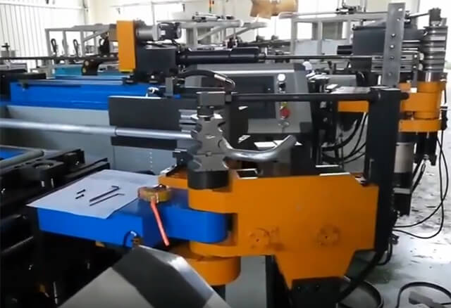 自動上下料彎管機