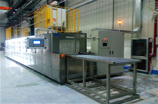 汽車(chē)轉(zhuǎn)向節(jié)高壓噴淋清洗機(jī)