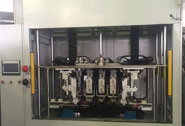 汽車門(mén)板超聲波焊接機(jī)