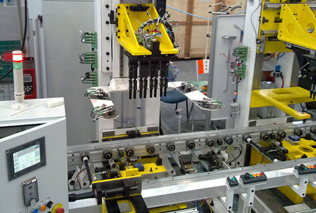 非標(biāo)自動化裝配生產(chǎn)線