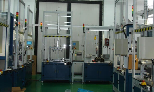 進(jìn)氣歧管裝配線