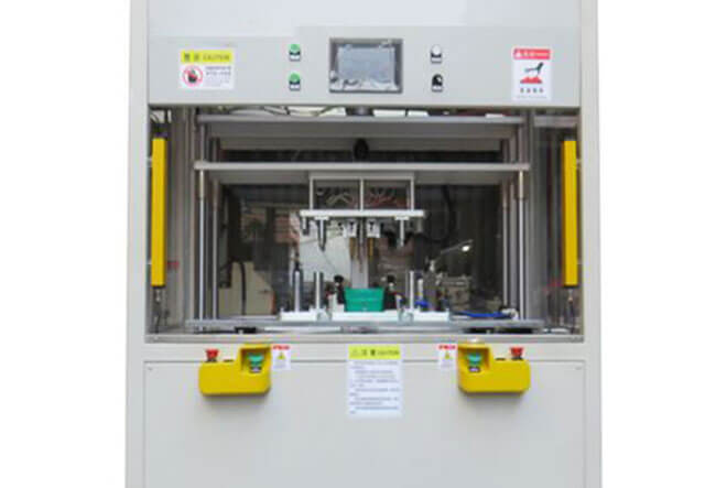 汽車儀表盤自動(dòng)焊接機(jī)