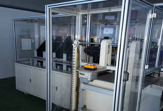 汽車零部件振動檢測設(shè)備