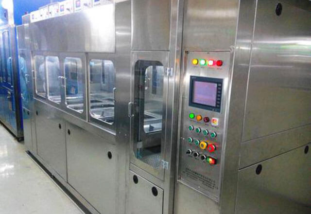 變速箱殼體超聲波清洗機(jī)