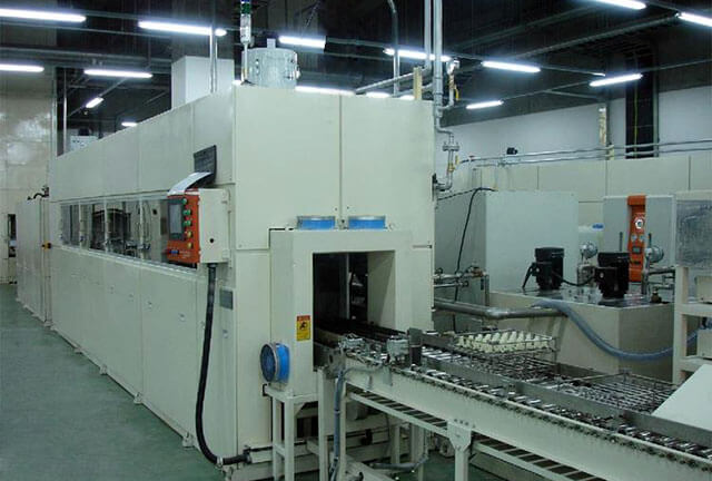 非標(biāo)定制汽車(chē)零部件清洗設(shè)備