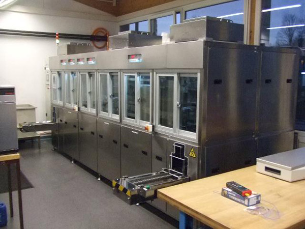 汽車配件超聲波清洗機