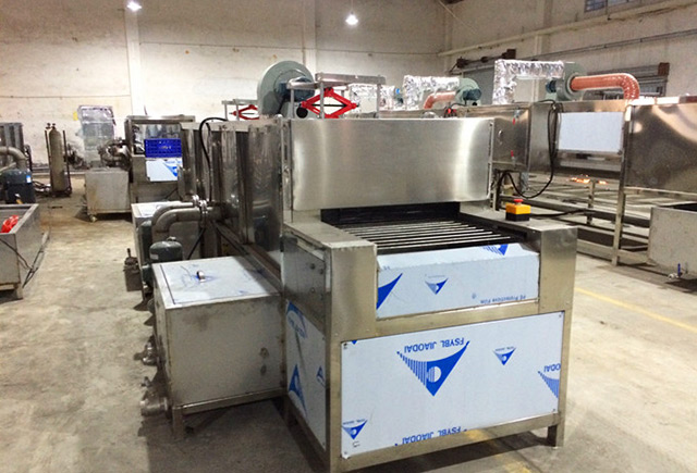 汽車制動(dòng)器清洗機(jī)