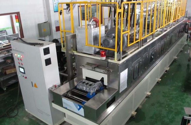 汽車發(fā)動機清洗設備