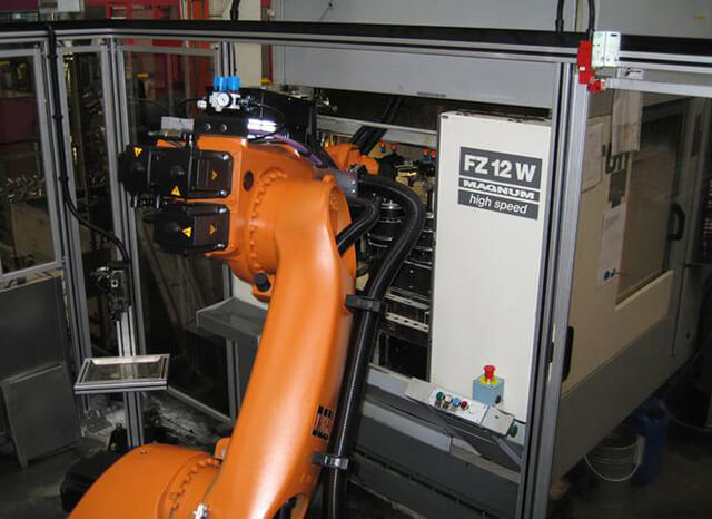 變速箱加工上下料機(jī)器人