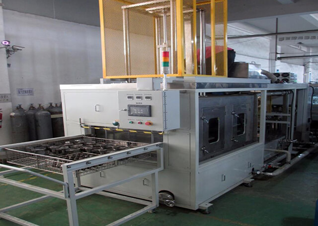 汽車零部件清洗機(jī)