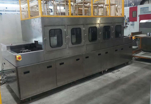 汽車零部件噴淋清洗機