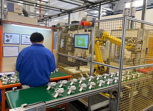 汽車零部件機(jī)加工上下料